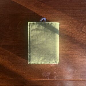 Baggu Green juice snap wallet